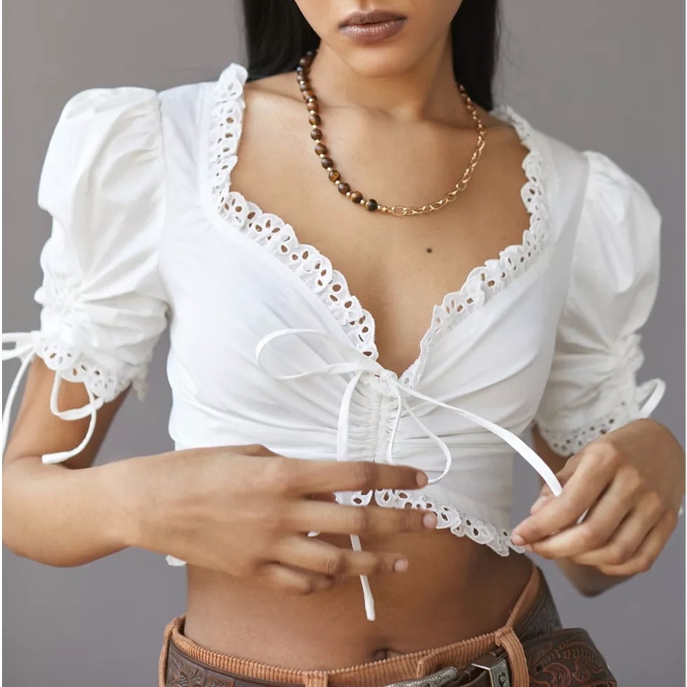 Size L | NWT UO Megan Eyelet Cropped Top
